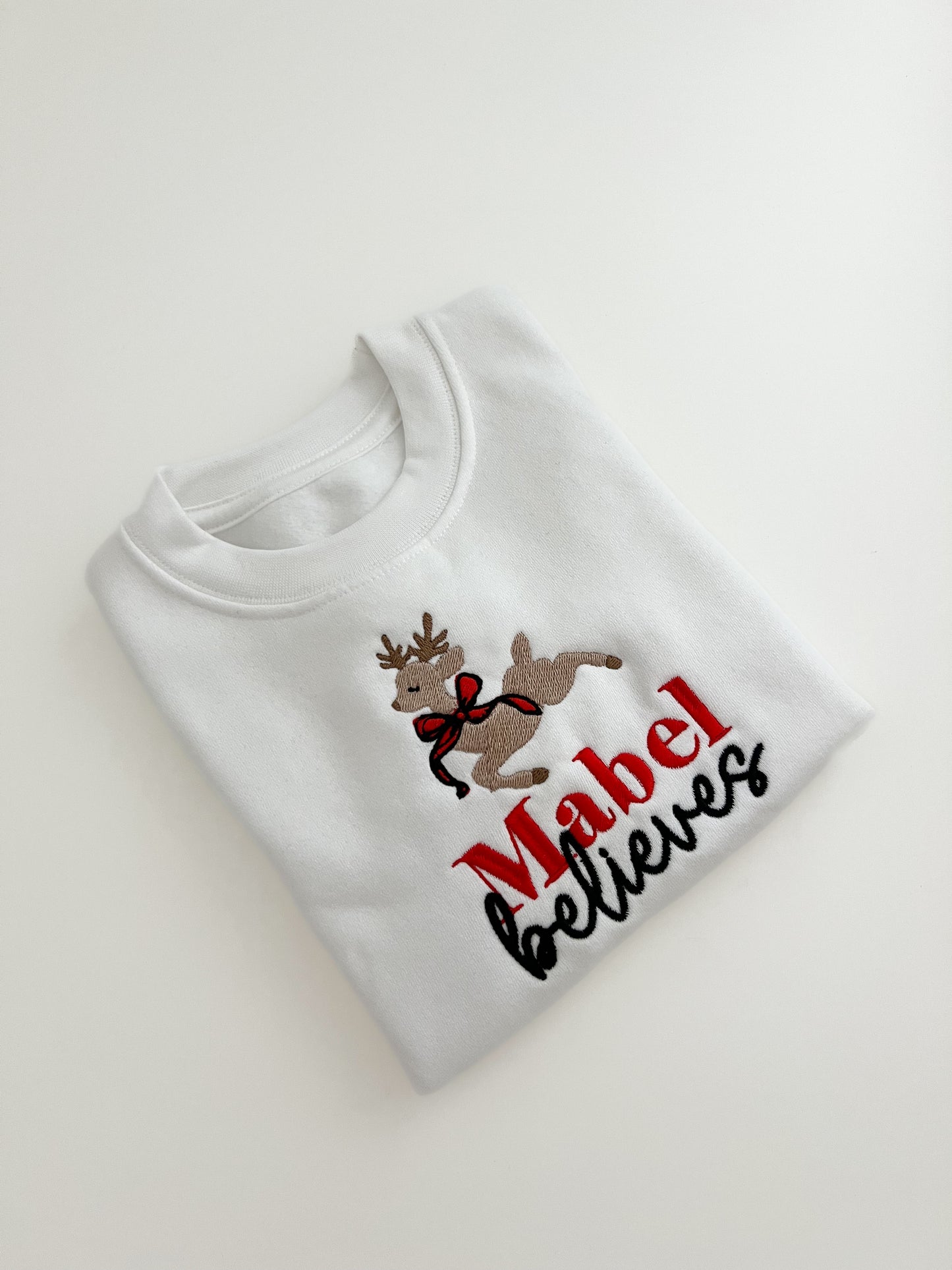 Christmas Believes T-shirt / Sweatshirt